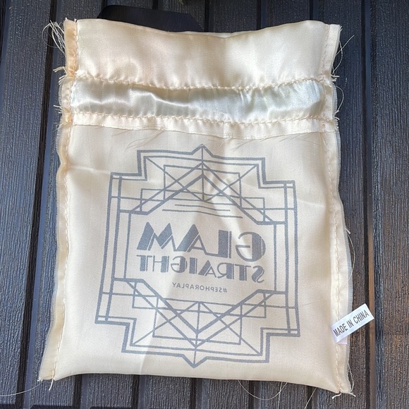 Sephora - Gatsby Themed Gold & Black Makeup Bag - Picture 10 of 12